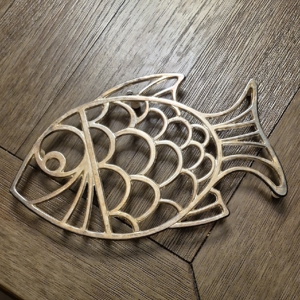vintage Leonard trivet orDecorative Fish Wall Art